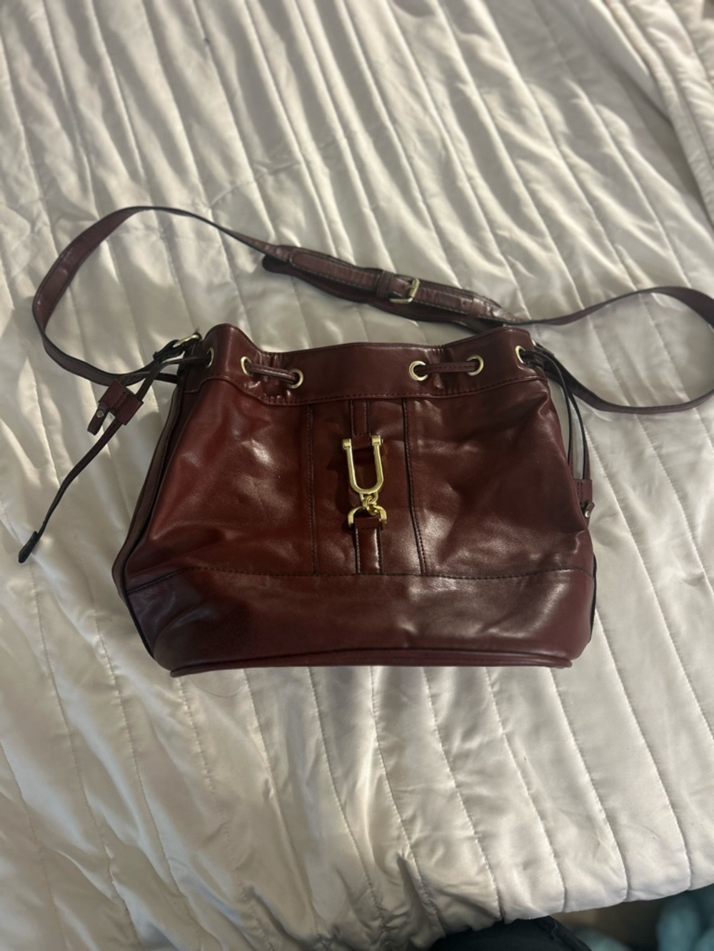 London Fog Brown Bucket Shoulder Bag Gold Hardware Distressed